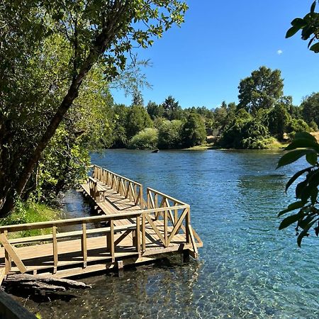 Cabanas Los Canelos Hermosa Granja En Пукон Экстерьер фото